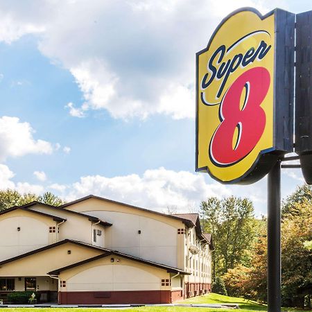 Super 8 By Wyndham East Stroudsburg - Poconos Otel Dış mekan fotoğraf