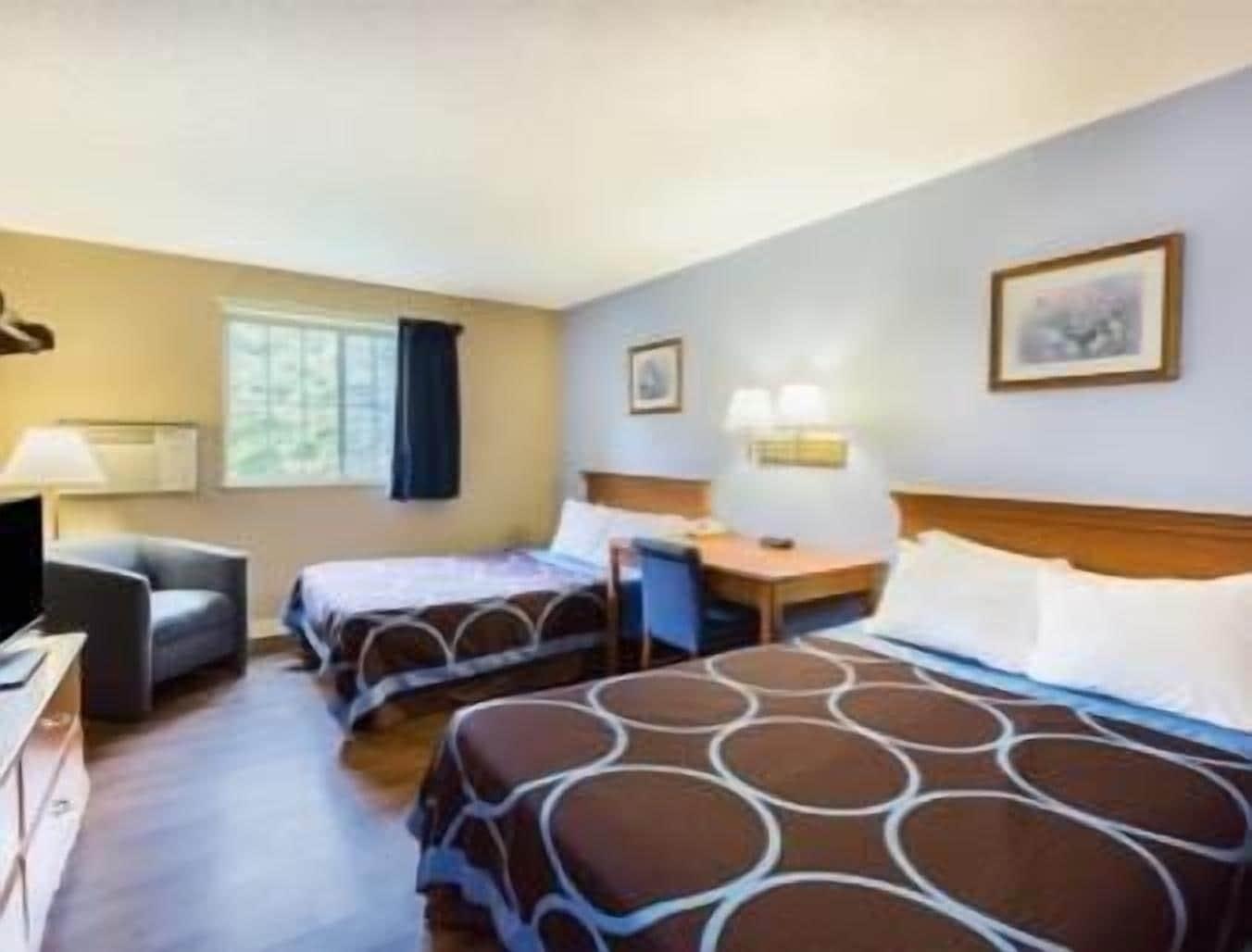 Super 8 By Wyndham East Stroudsburg - Poconos Otel Dış mekan fotoğraf